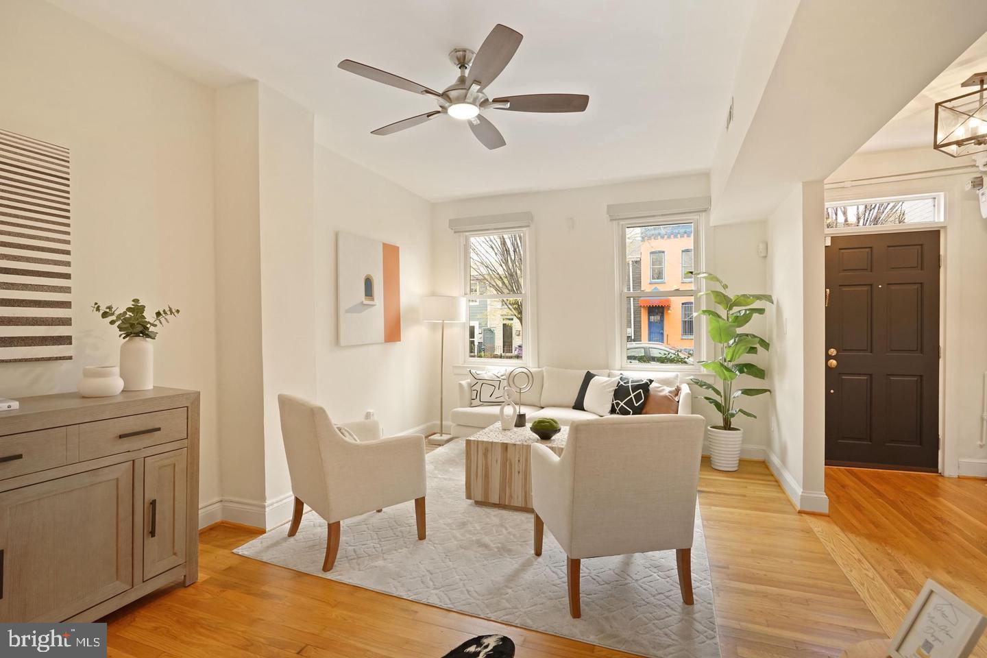 TRUXTON CIRCLE - Residential Lease