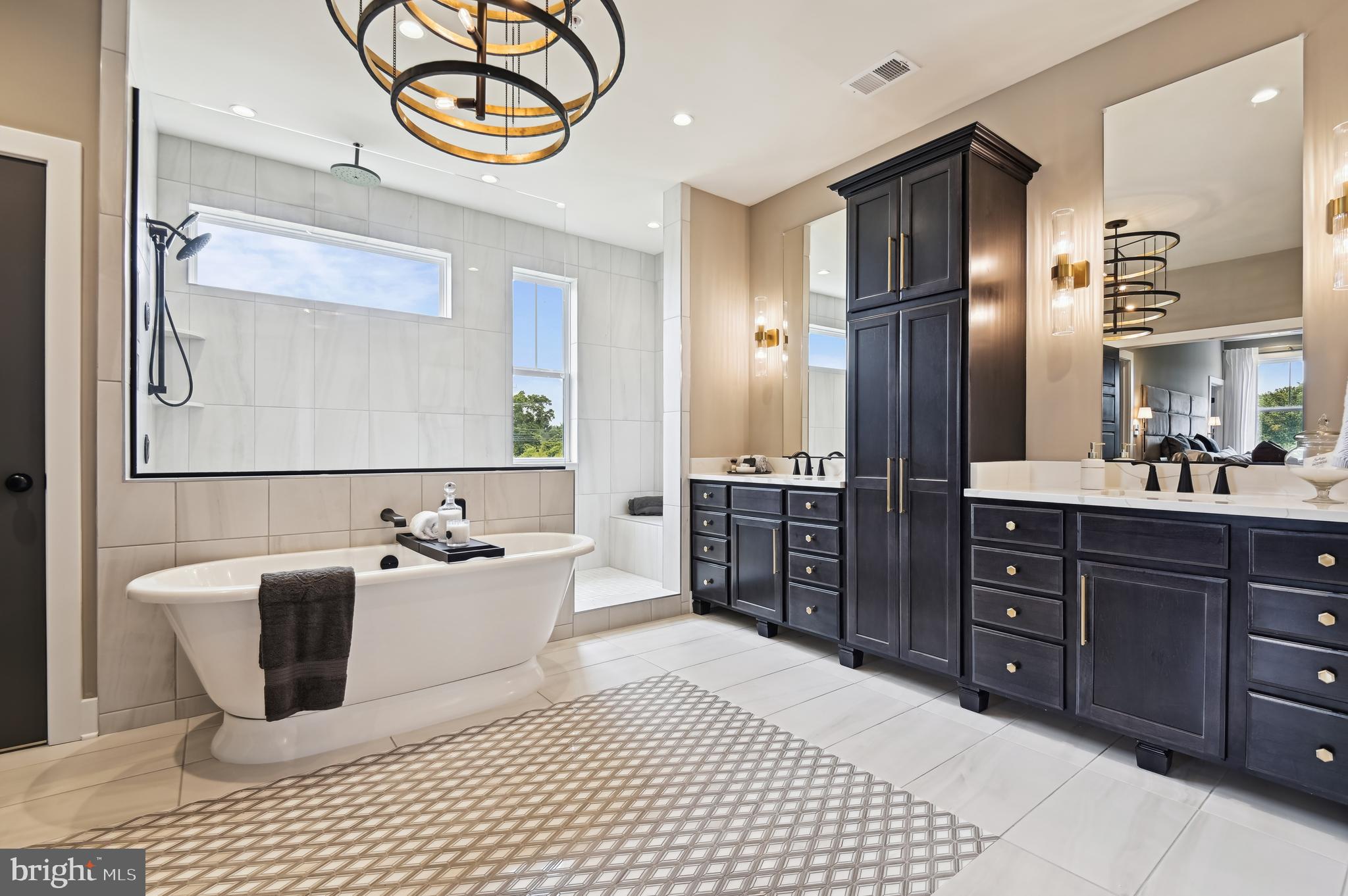 PIKESVILLE - Residential