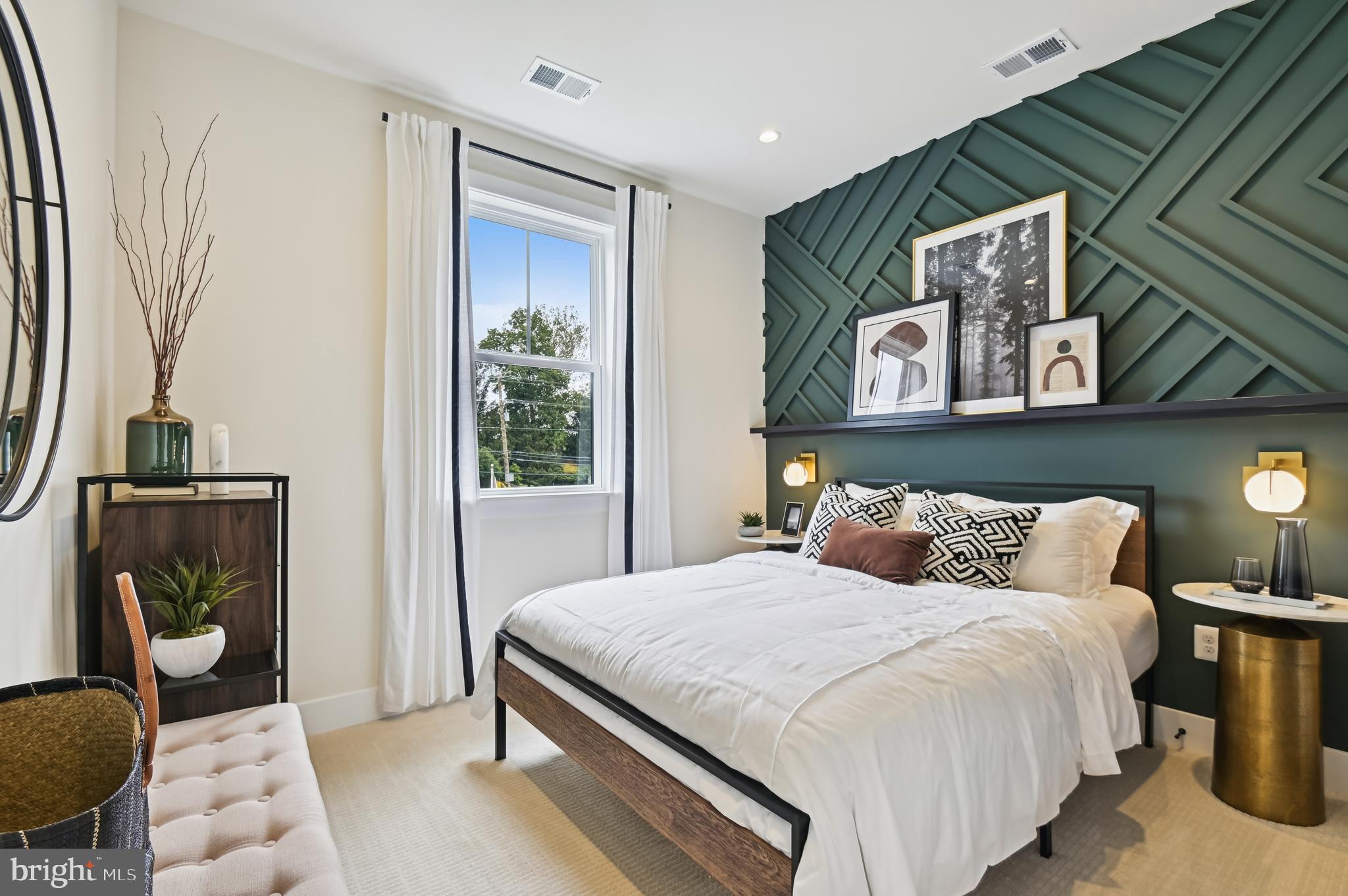 PIKESVILLE - Residential