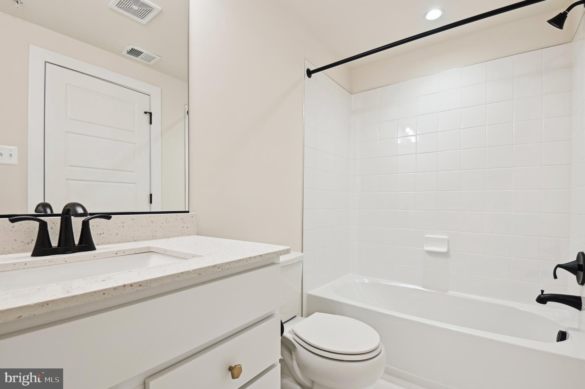 PIKESVILLE - Residential