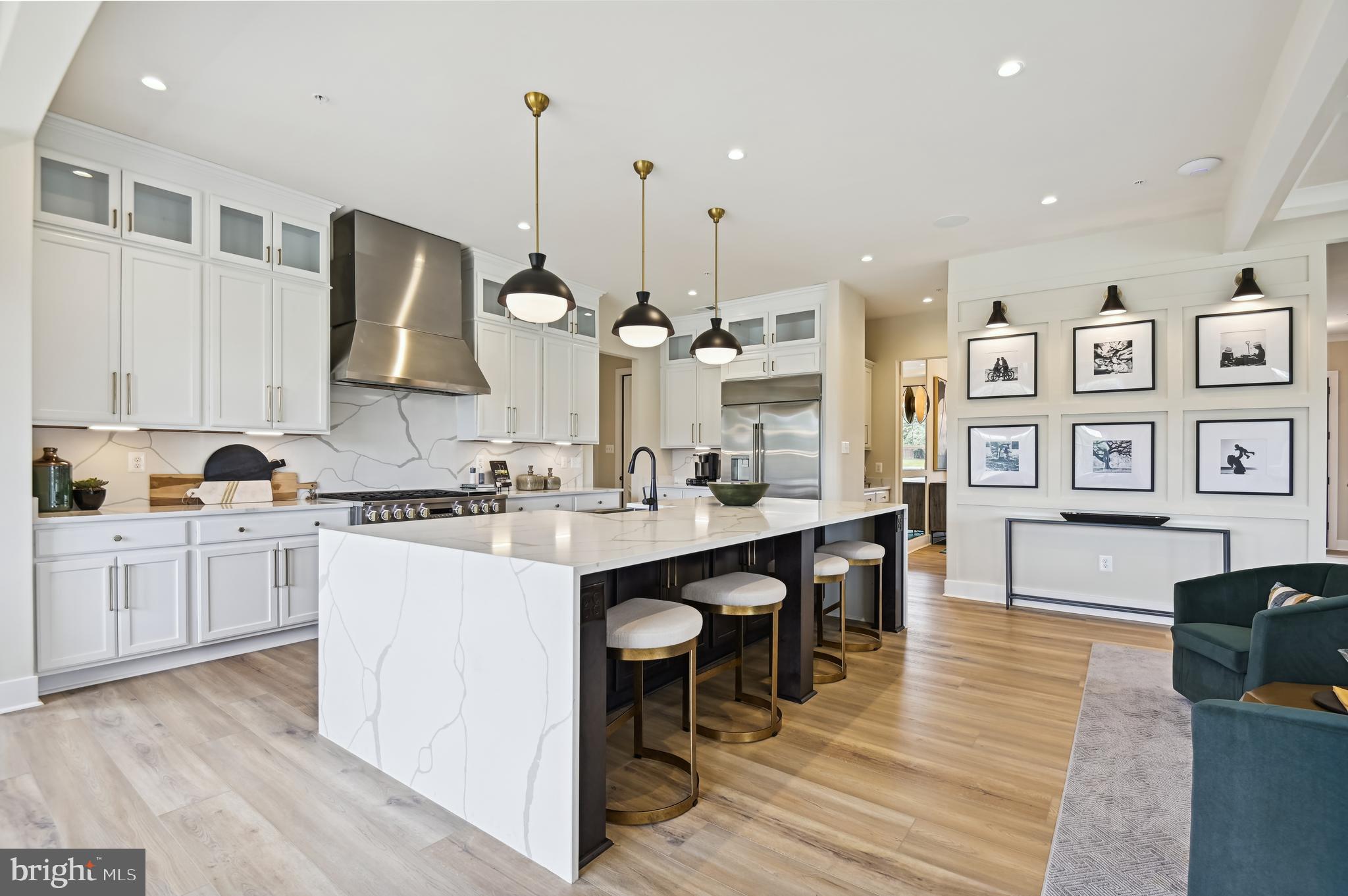 PIKESVILLE - Residential