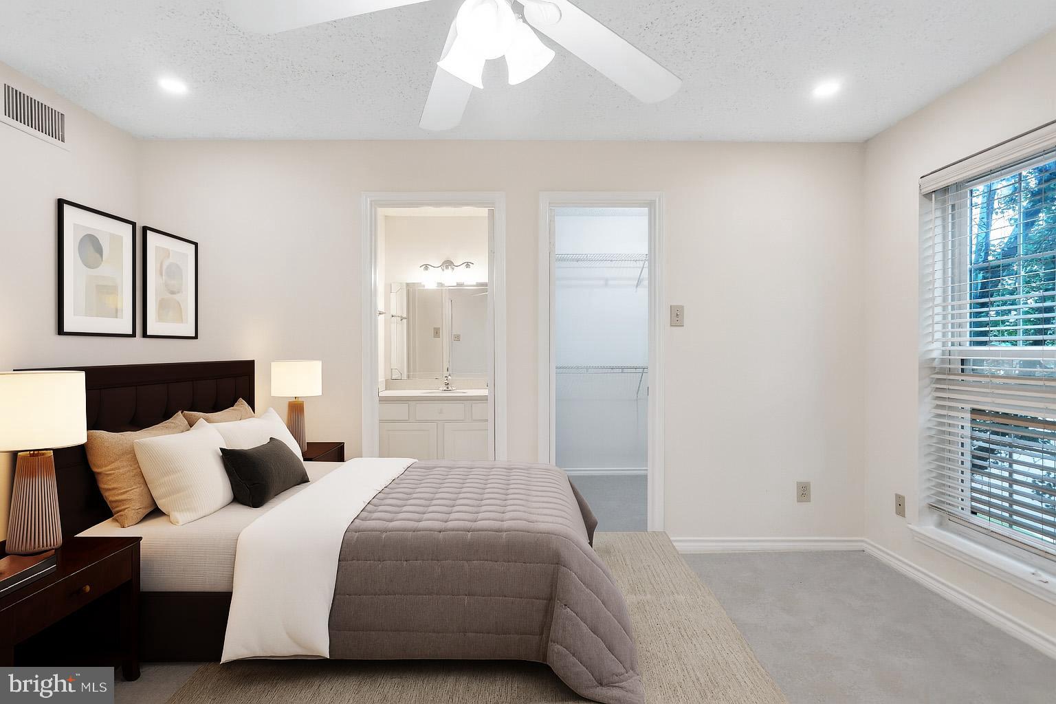 1541 LINCOLN WAY 201A