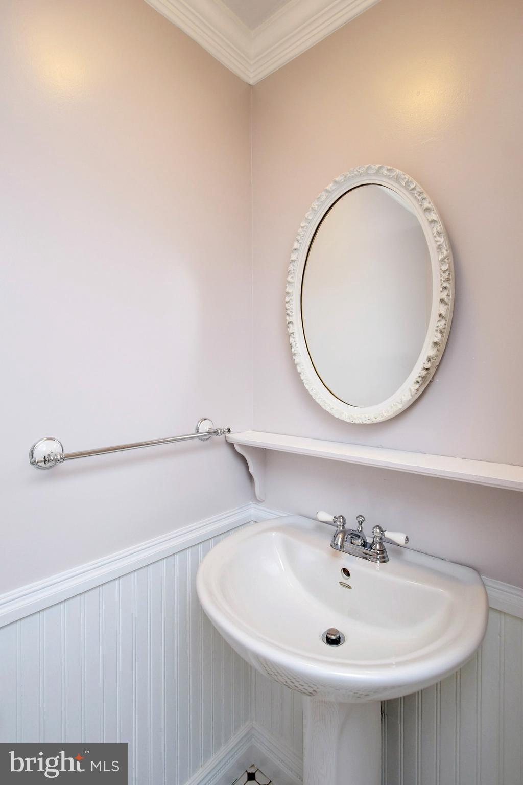 CROFTON TOWNE - Residential