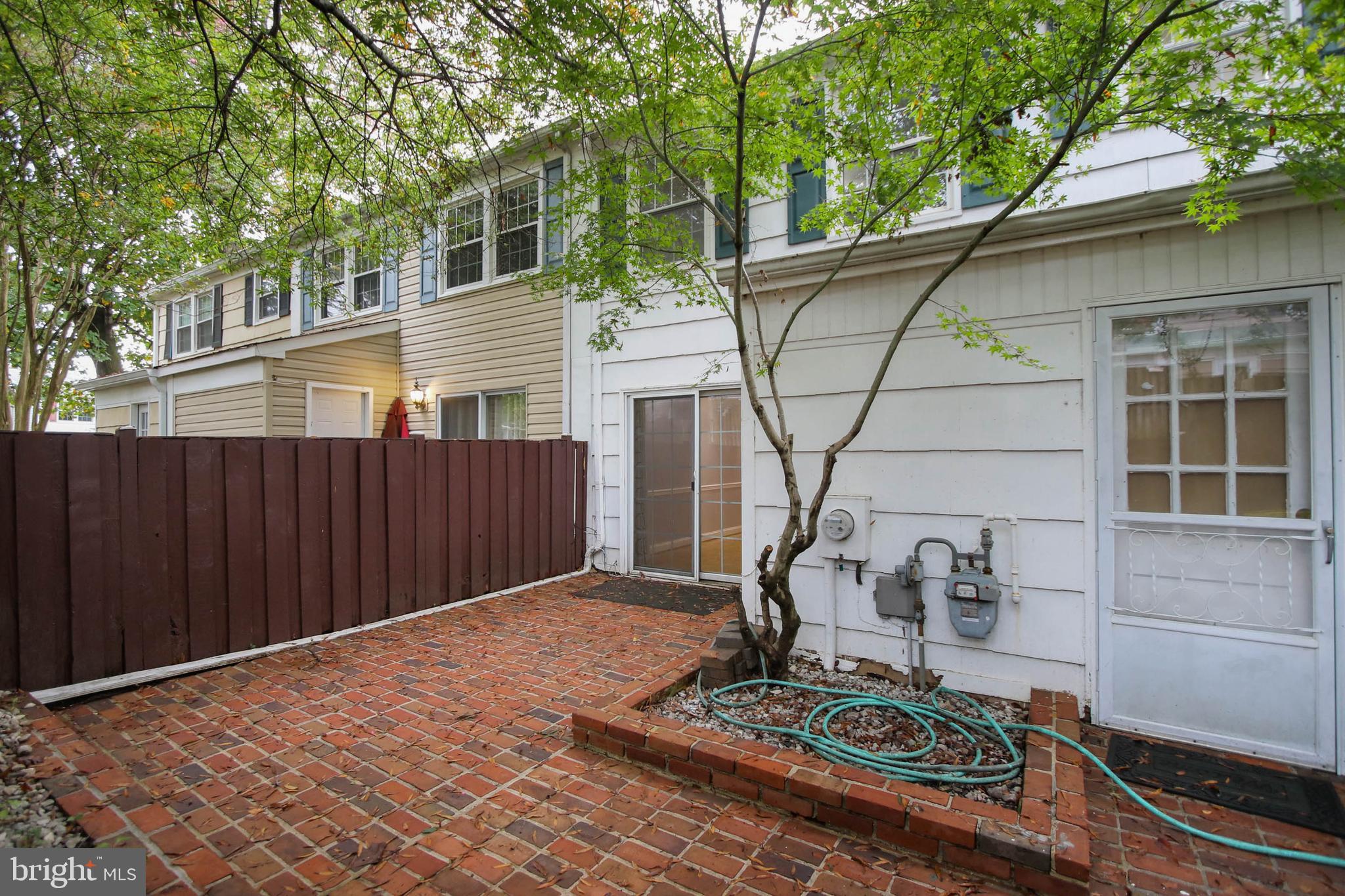 CROFTON TOWNE - Residential