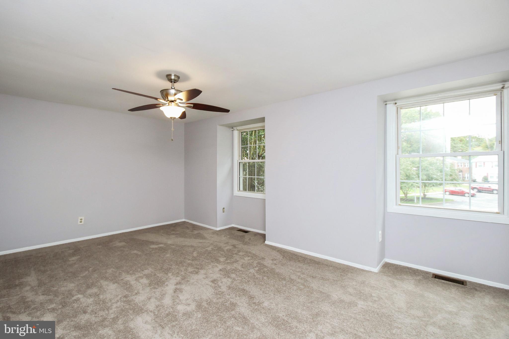 CROFTON TOWNE - Residential