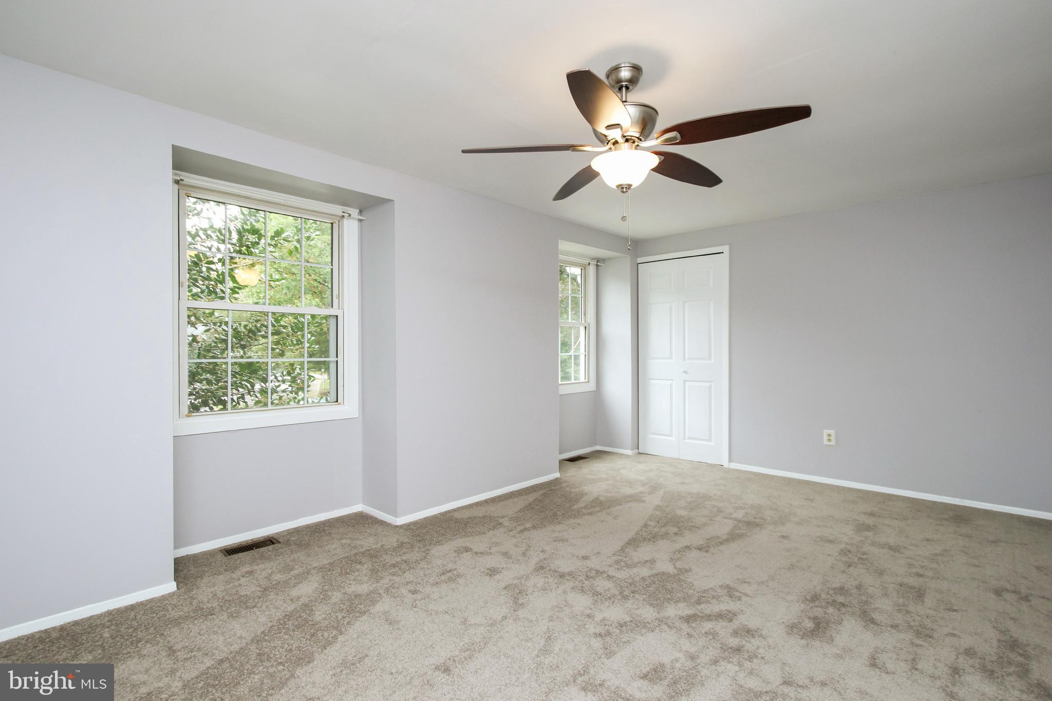 CROFTON TOWNE - Residential