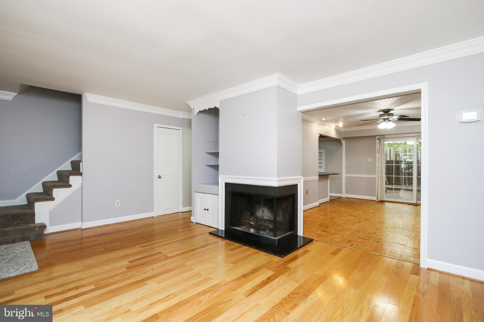 CROFTON TOWNE - Residential