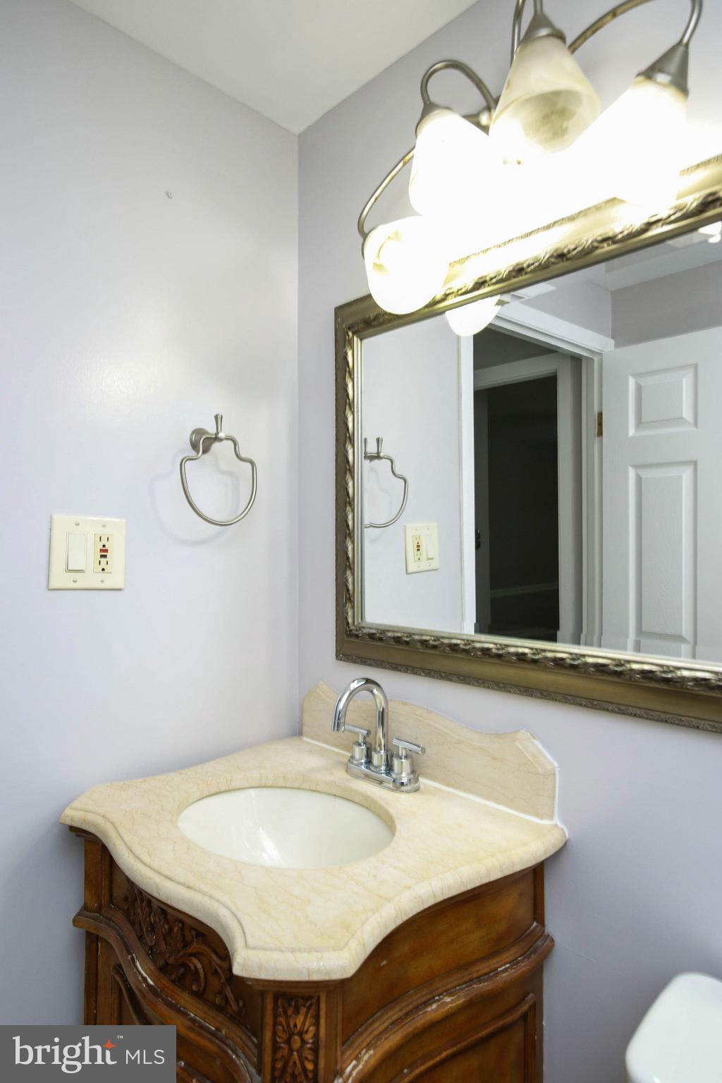 CROFTON TOWNE - Residential