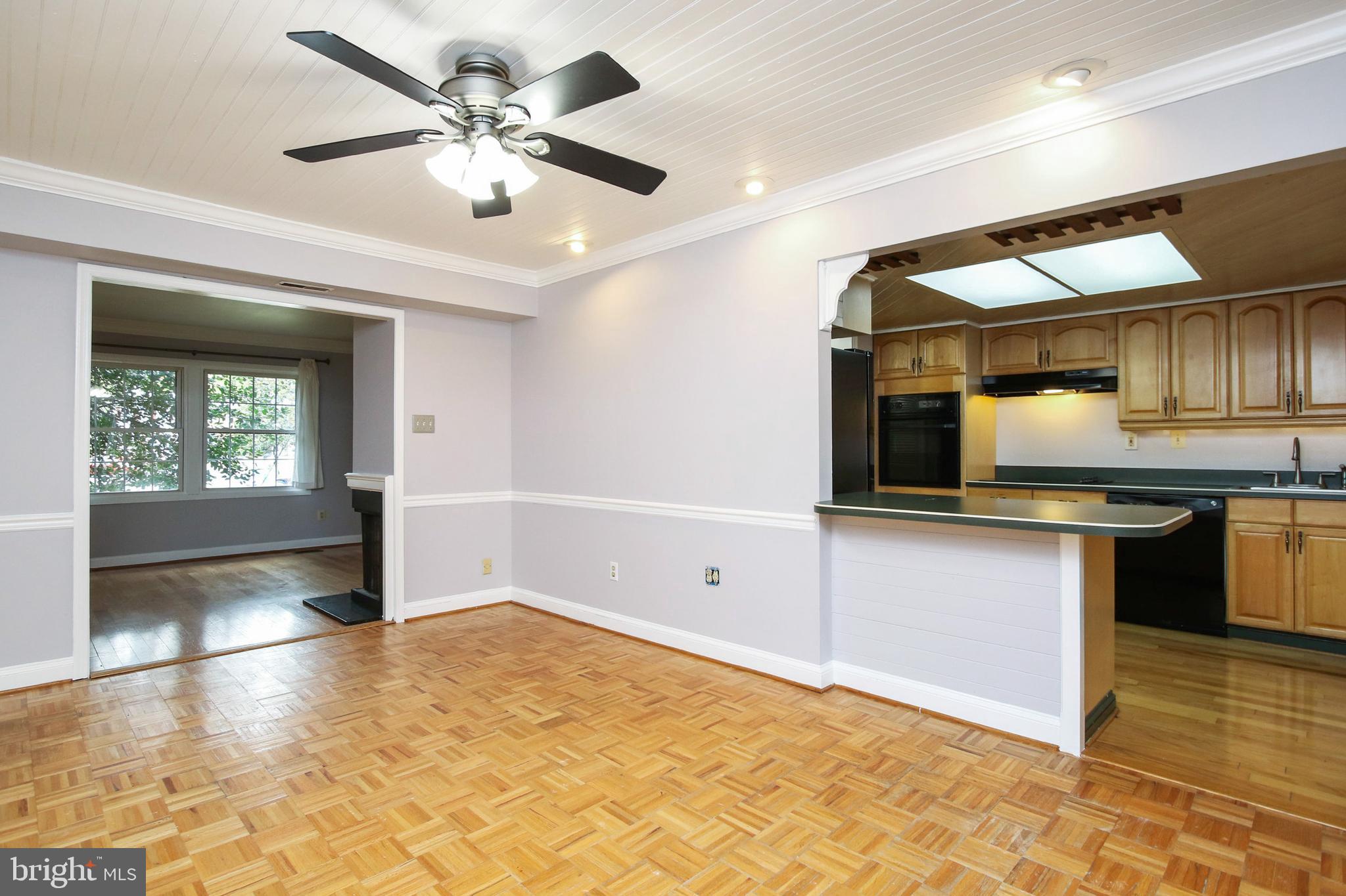 CROFTON TOWNE - Residential