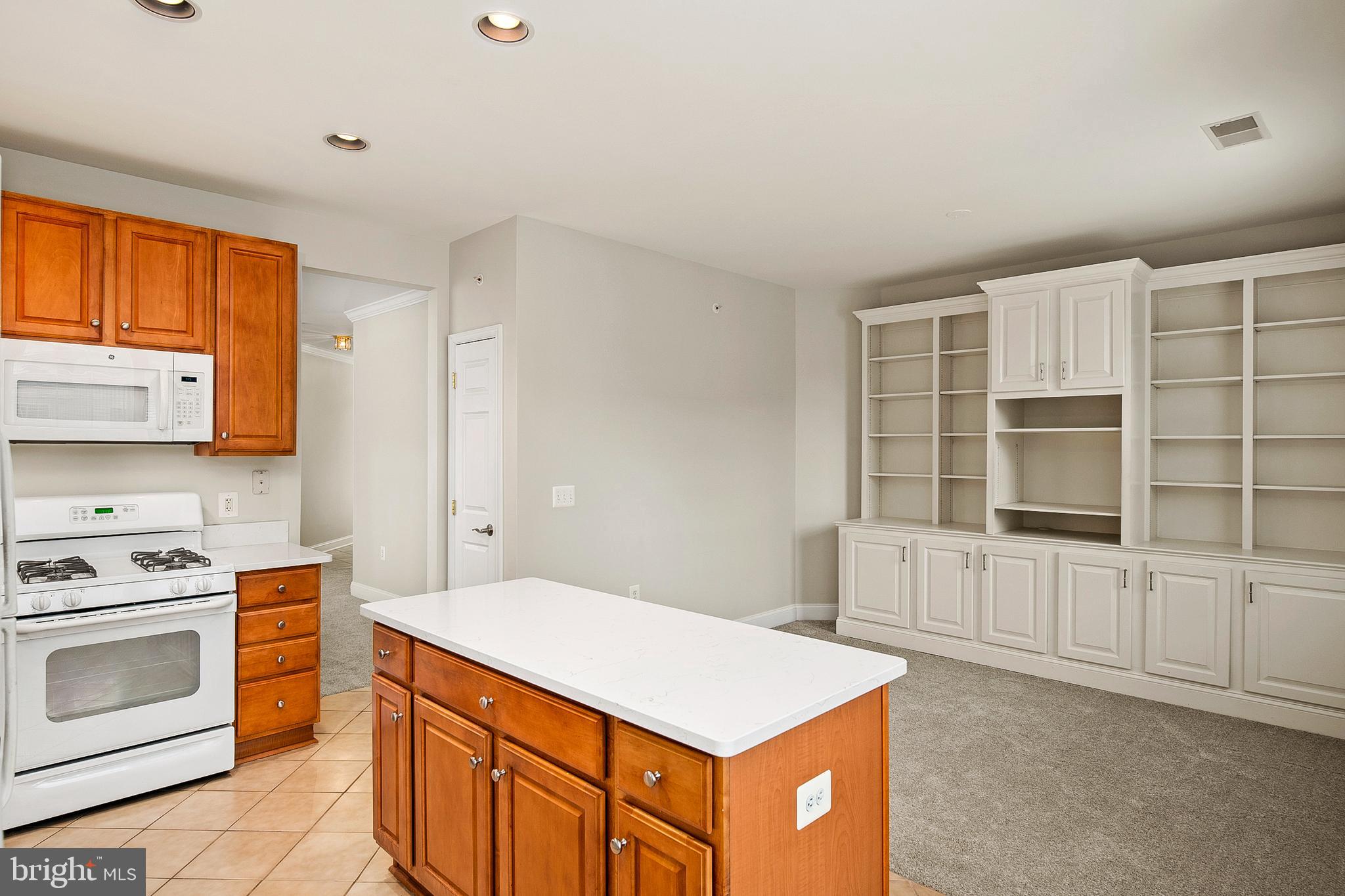 ENCLAVE AT ELLICOTT HILLS - Residential