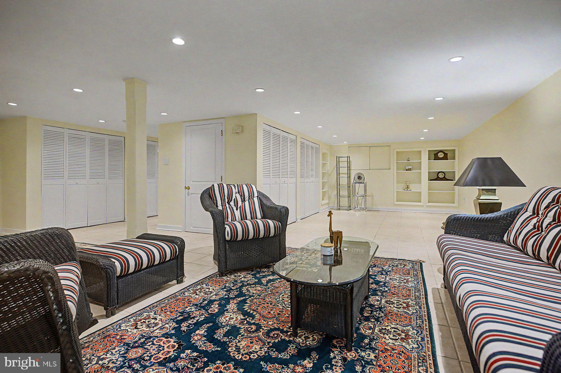 NON AVAILABLE - Residential