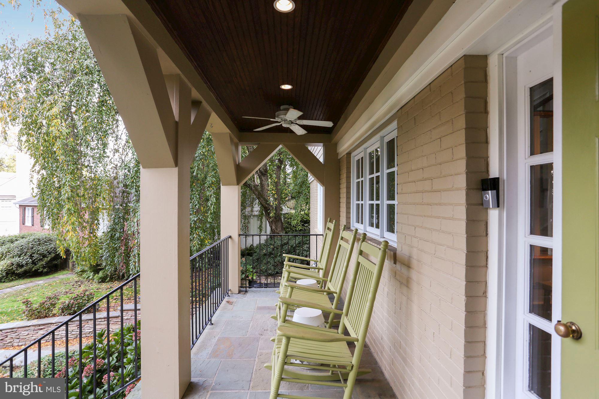 COUNTRY CLUB HILLS - Residential