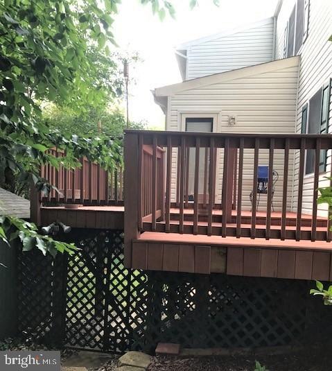 WAVERLY WEST - Residential Lease