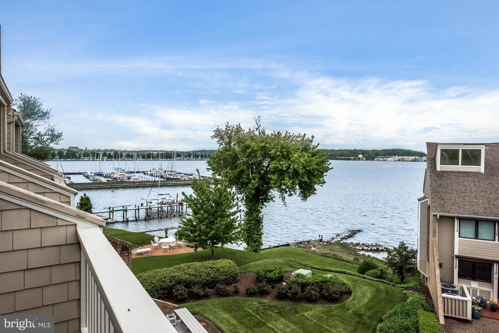 HORN POINT - Residential