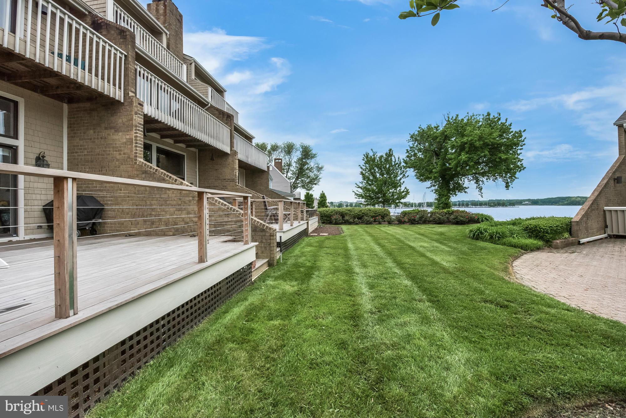 HORN POINT - Residential