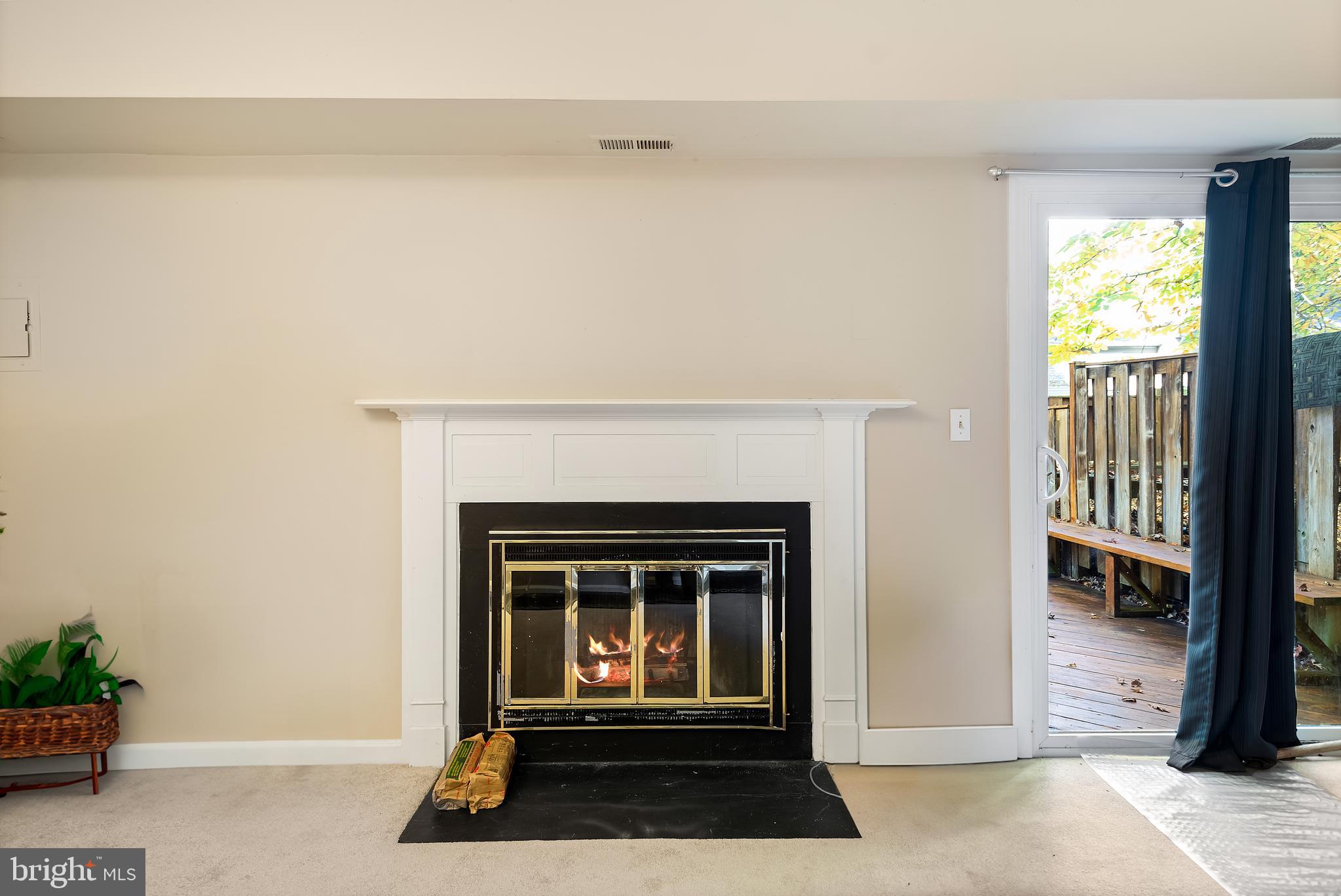 SHADY GROVE VILLAGE - Residential