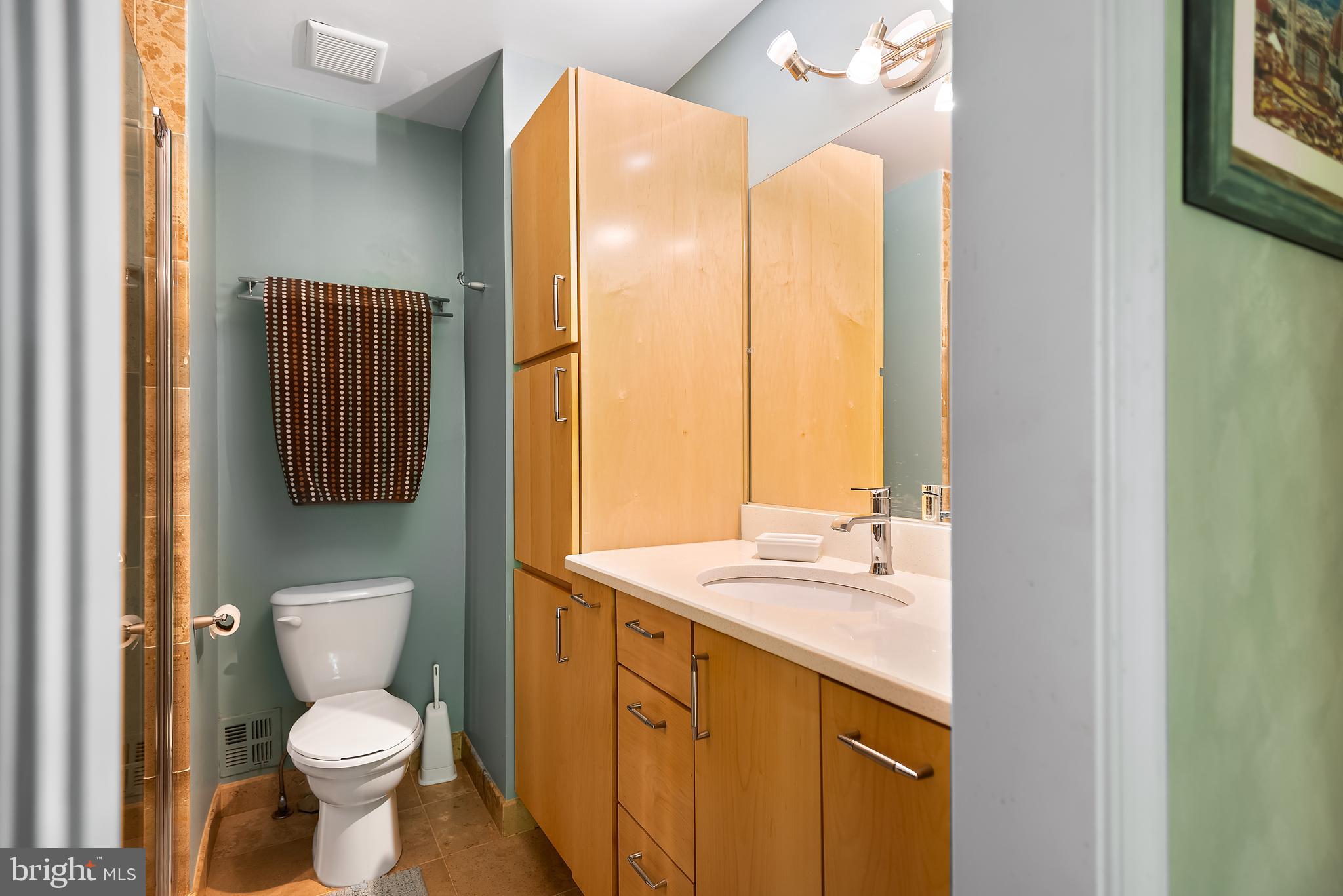 SHADY GROVE VILLAGE - Residential