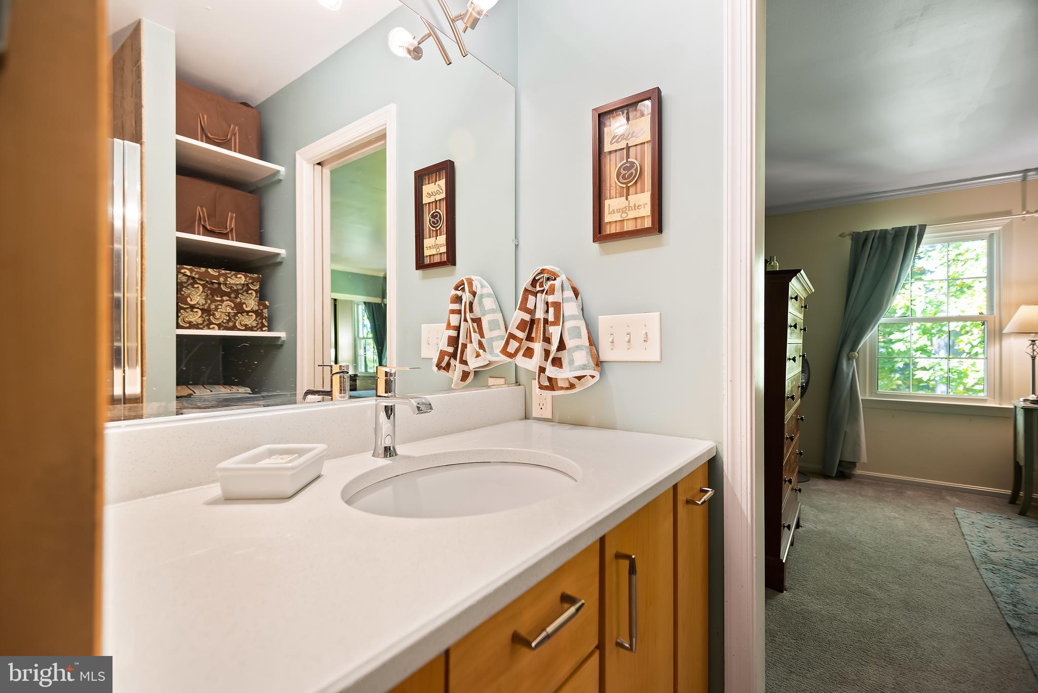 SHADY GROVE VILLAGE - Residential