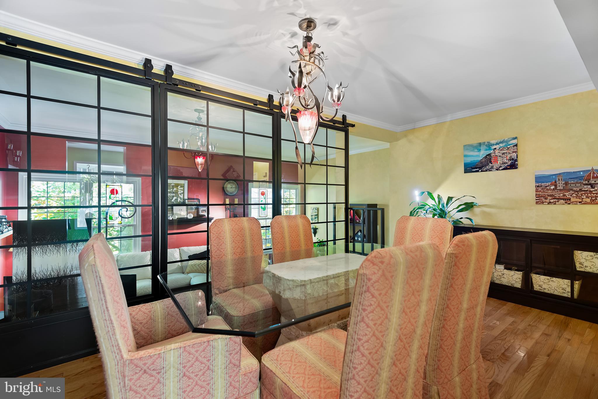 SHADY GROVE VILLAGE - Residential