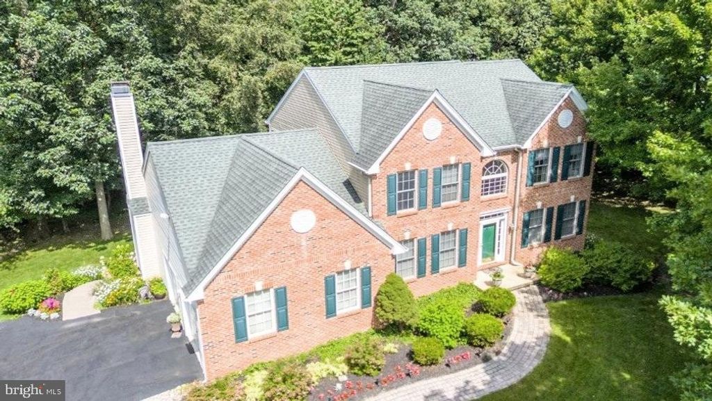 Photo of 831 E Cub Hunt Lane, WEST CHESTER, PA 19380 (MLS # PACT2107002)