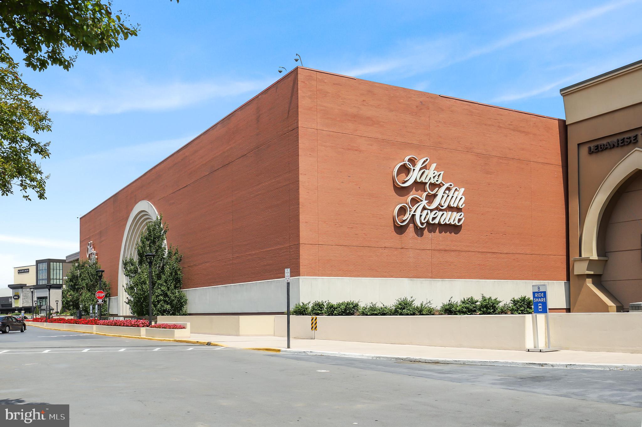 FOUNTAINS AT MCLEAN - Residential