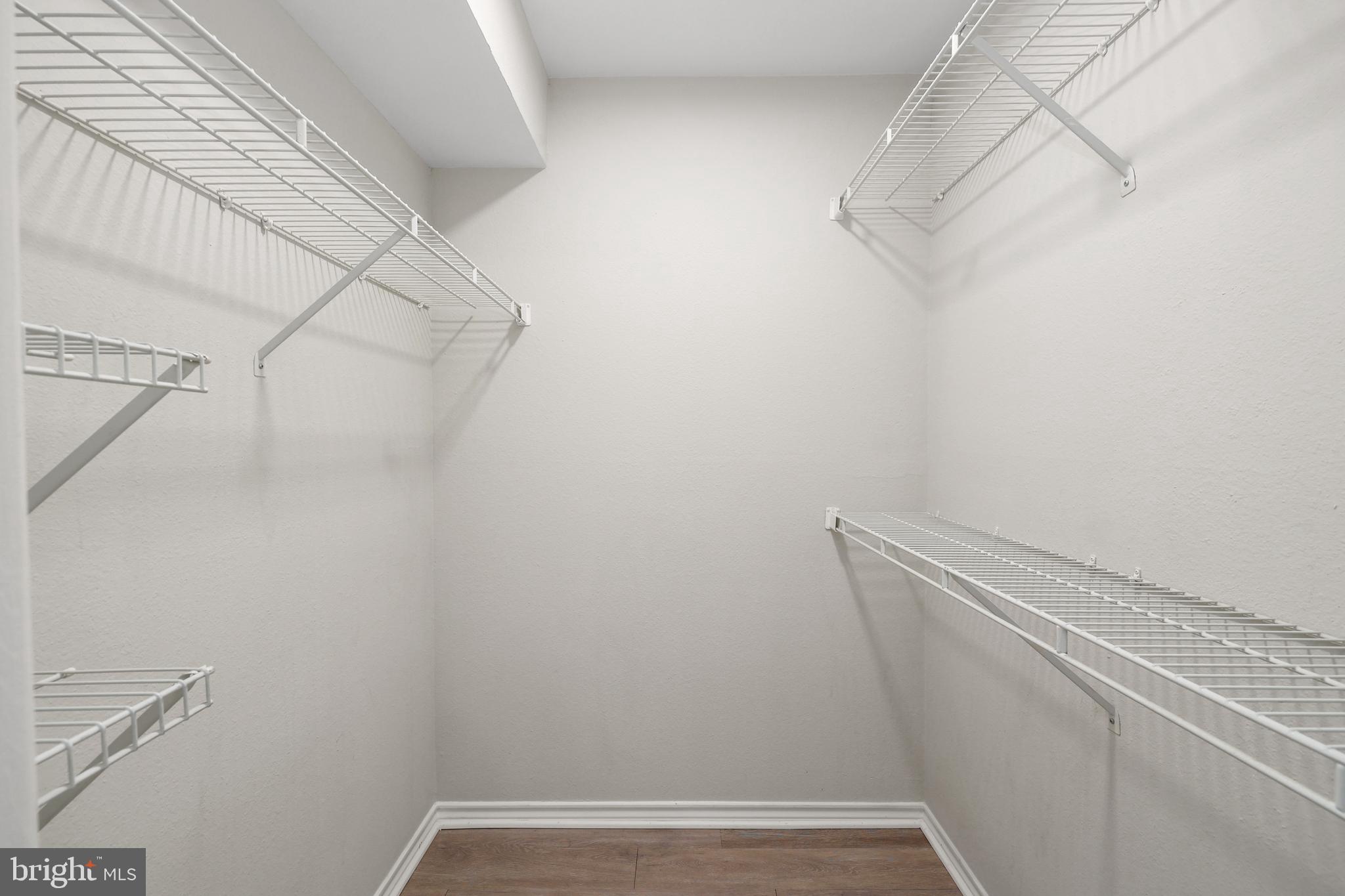 FOUNTAINS AT MCLEAN - Residential