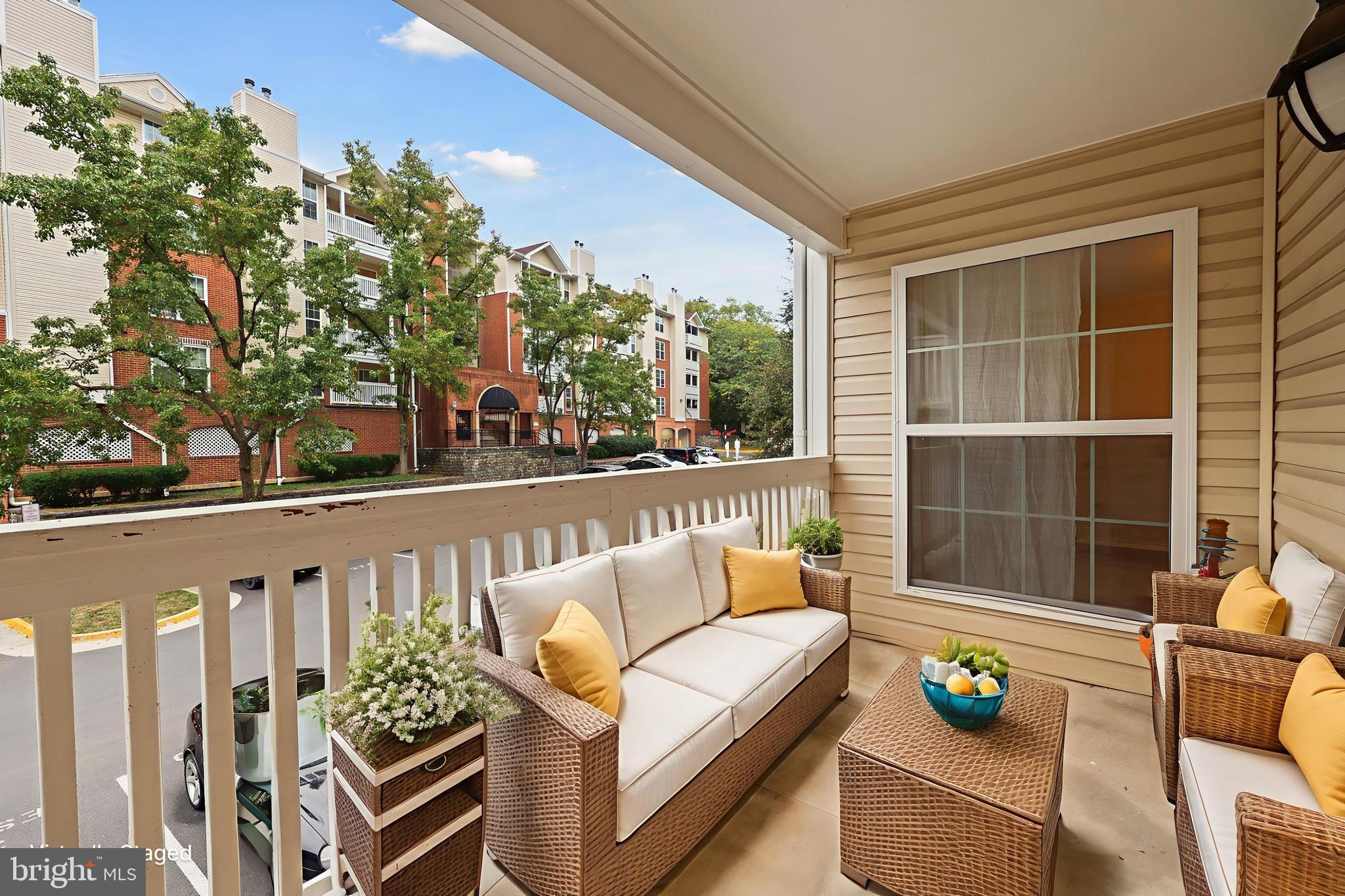 FOUNTAINS AT MCLEAN - Residential