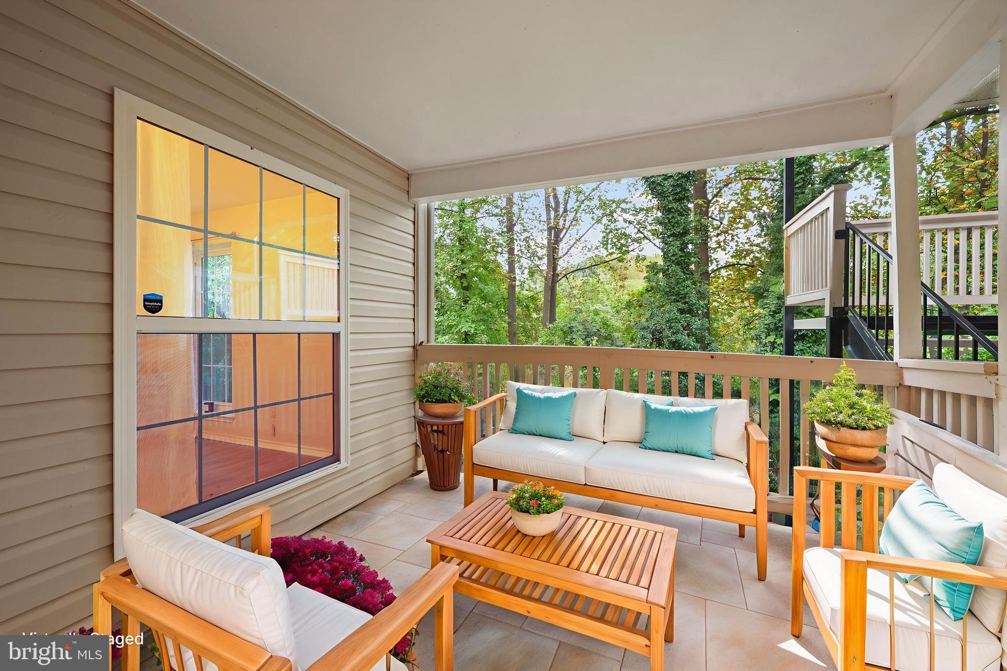 FOUNTAINS AT MCLEAN - Residential