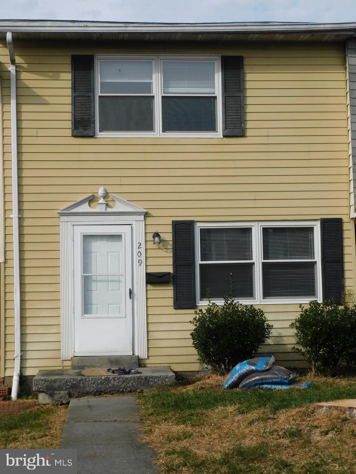 BATTLETOWN - Residential Lease