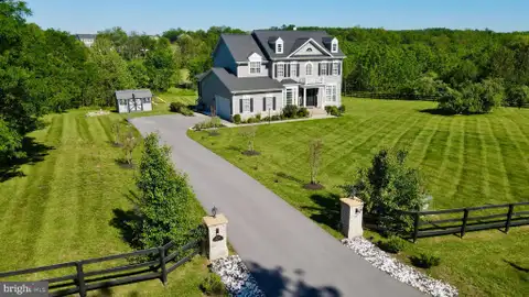 12720 Snowbird Court, Lovettsville, VA 20180 - #: VALO2126640