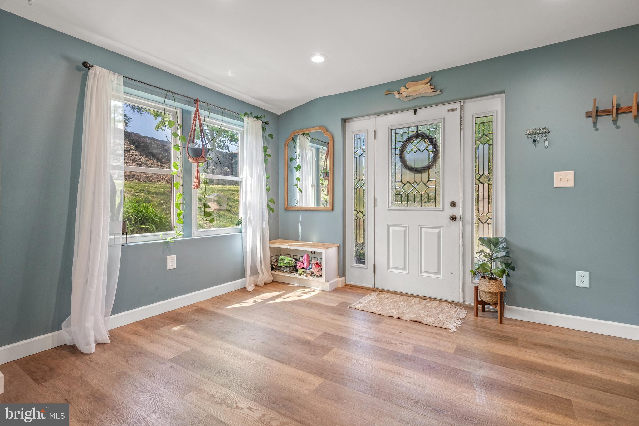 724 BAUMGARDNER ROAD