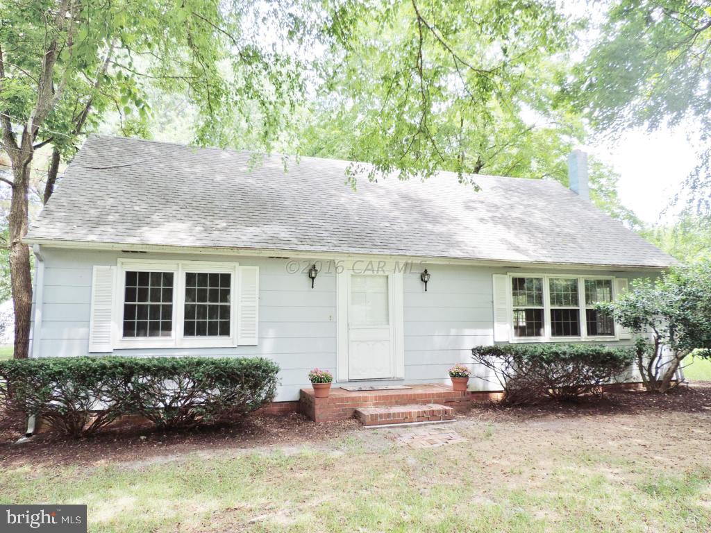 RIAWALKIN ACRES - Residential