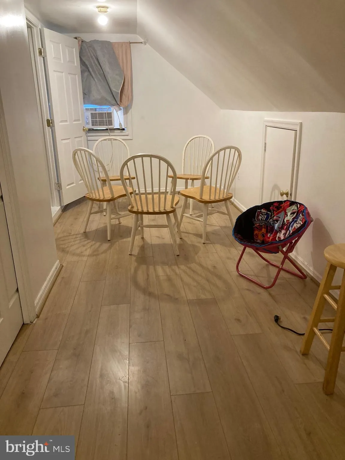 Manassas Park, Virginia 20111, United States, 3 Bedrooms Bedrooms, ,1 BathroomBathrooms,Residential,Active,225057