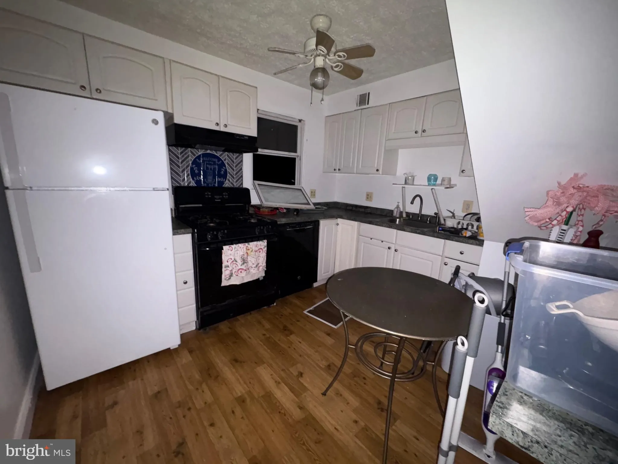 Manassas Park, Virginia 20111, United States, 3 Bedrooms Bedrooms, ,1 BathroomBathrooms,Residential,Active,225057