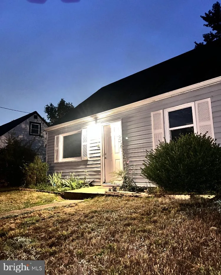 Manassas Park, Virginia 20111, United States, 3 Bedrooms Bedrooms, ,1 BathroomBathrooms,Residential,Active,225057