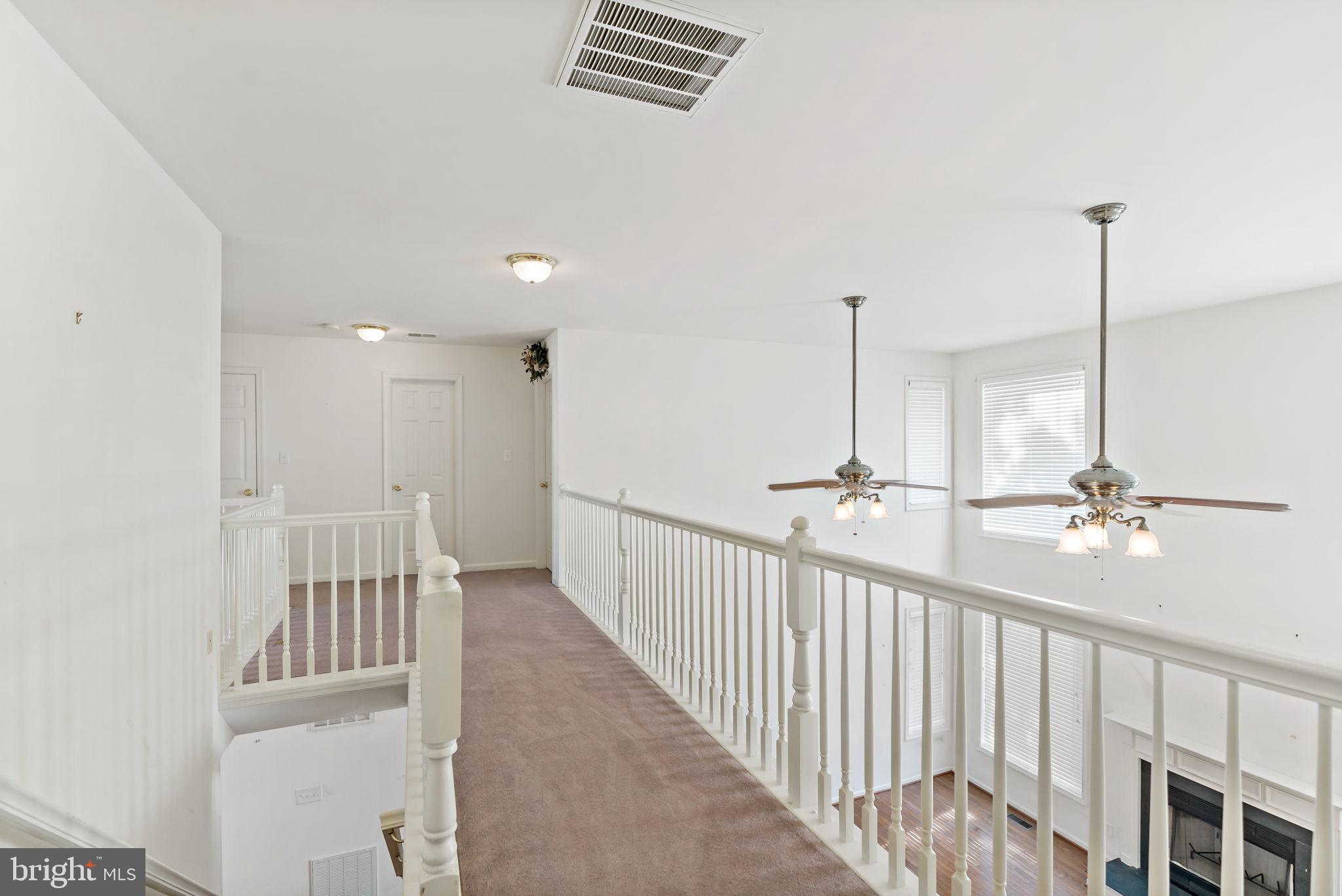 APPLE KNOLLS - Residential