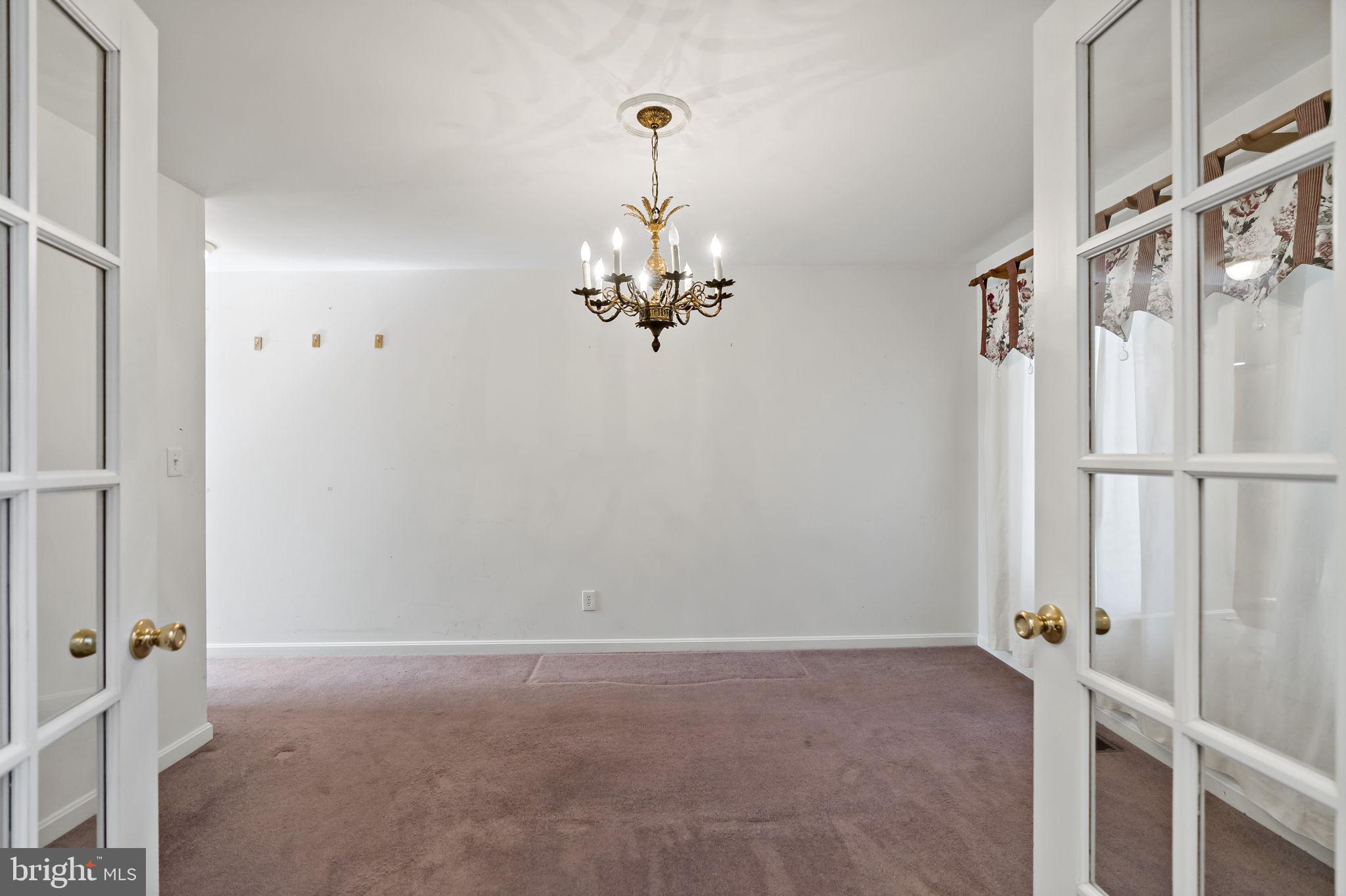 APPLE KNOLLS - Residential