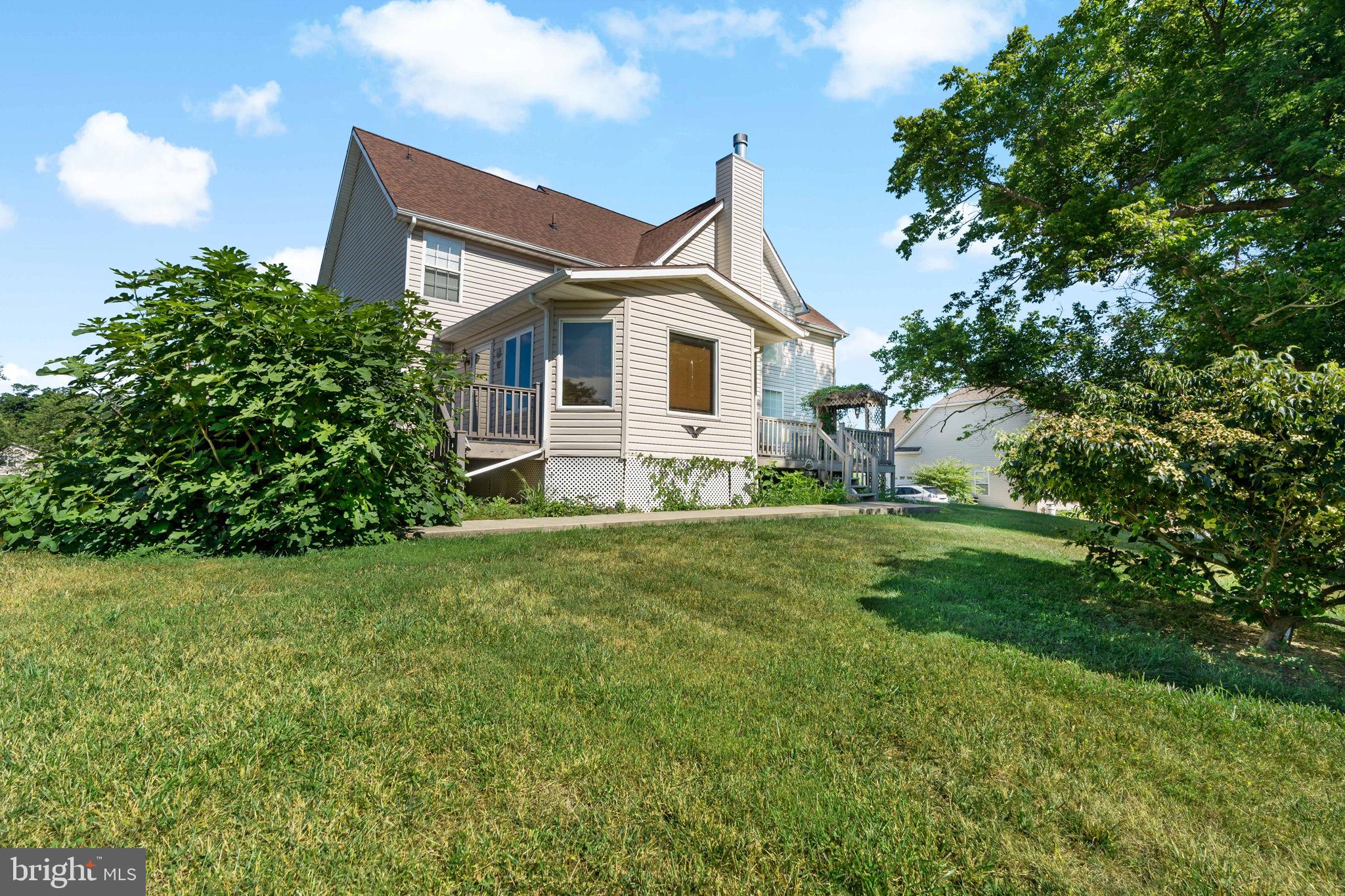 APPLE KNOLLS - Residential