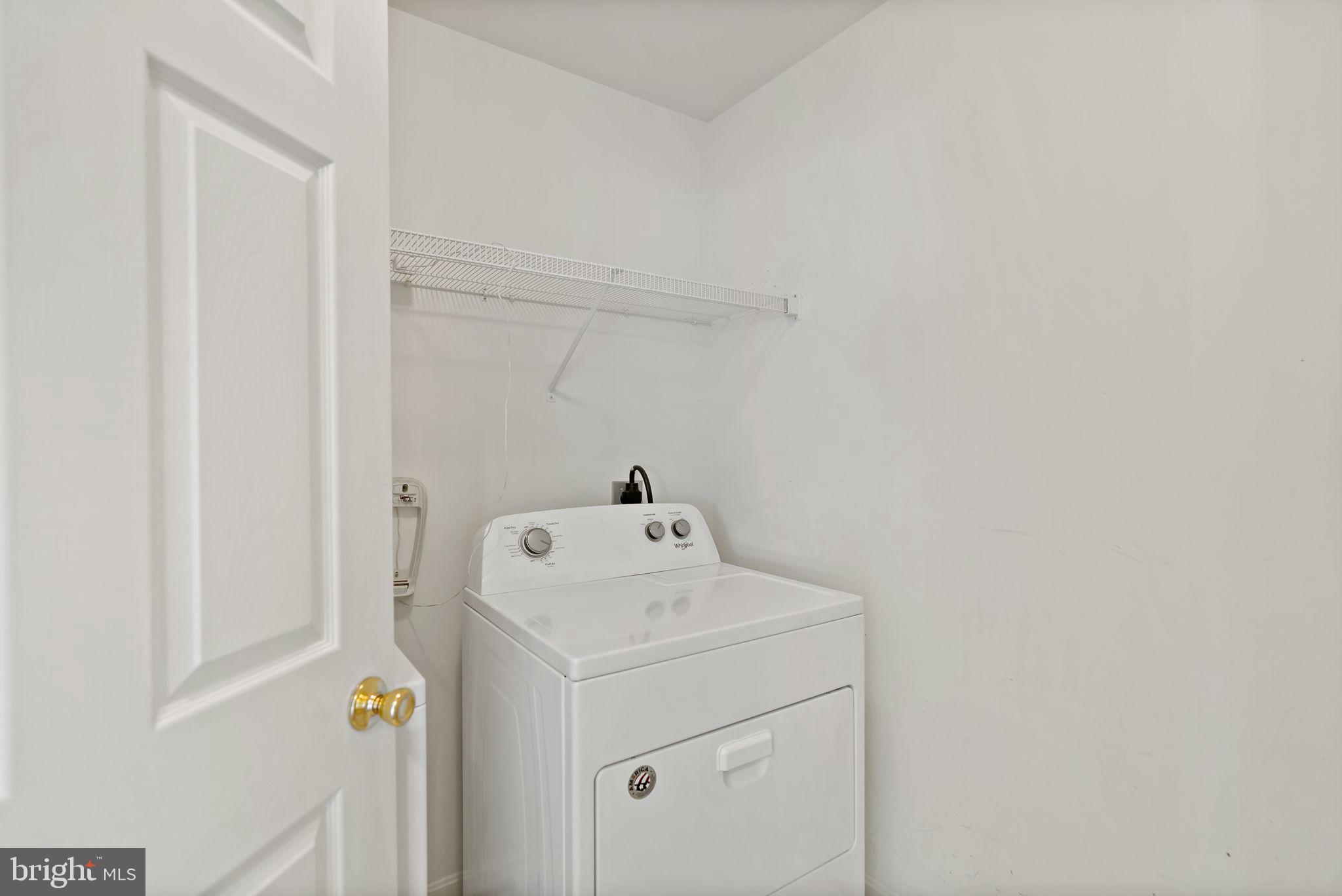 APPLE KNOLLS - Residential