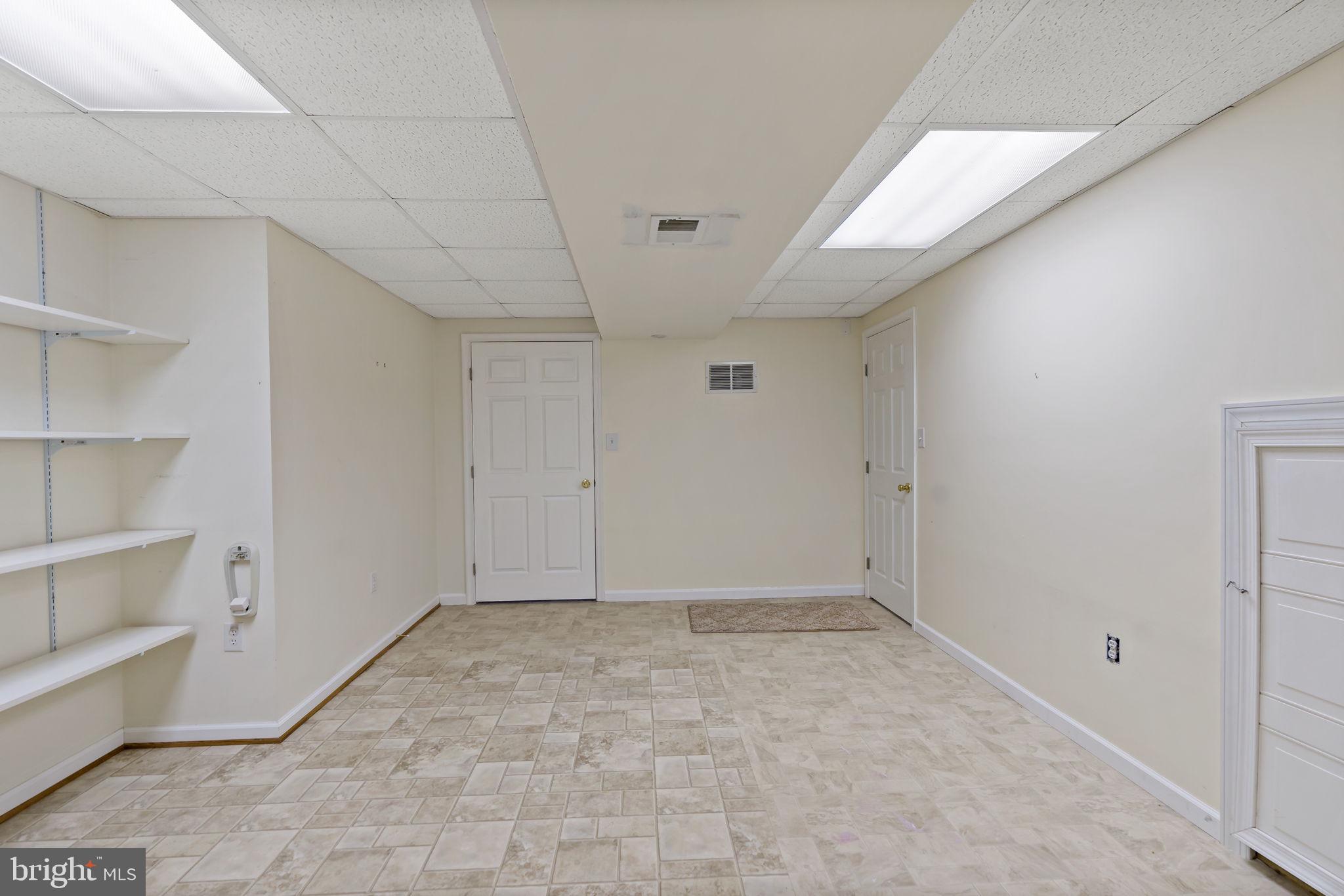 APPLE KNOLLS - Residential