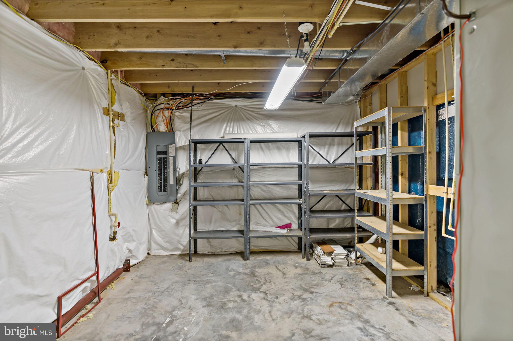 APPLE KNOLLS - Residential