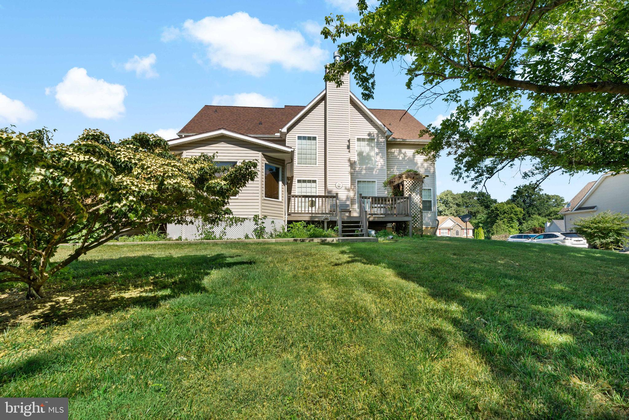 APPLE KNOLLS - Residential