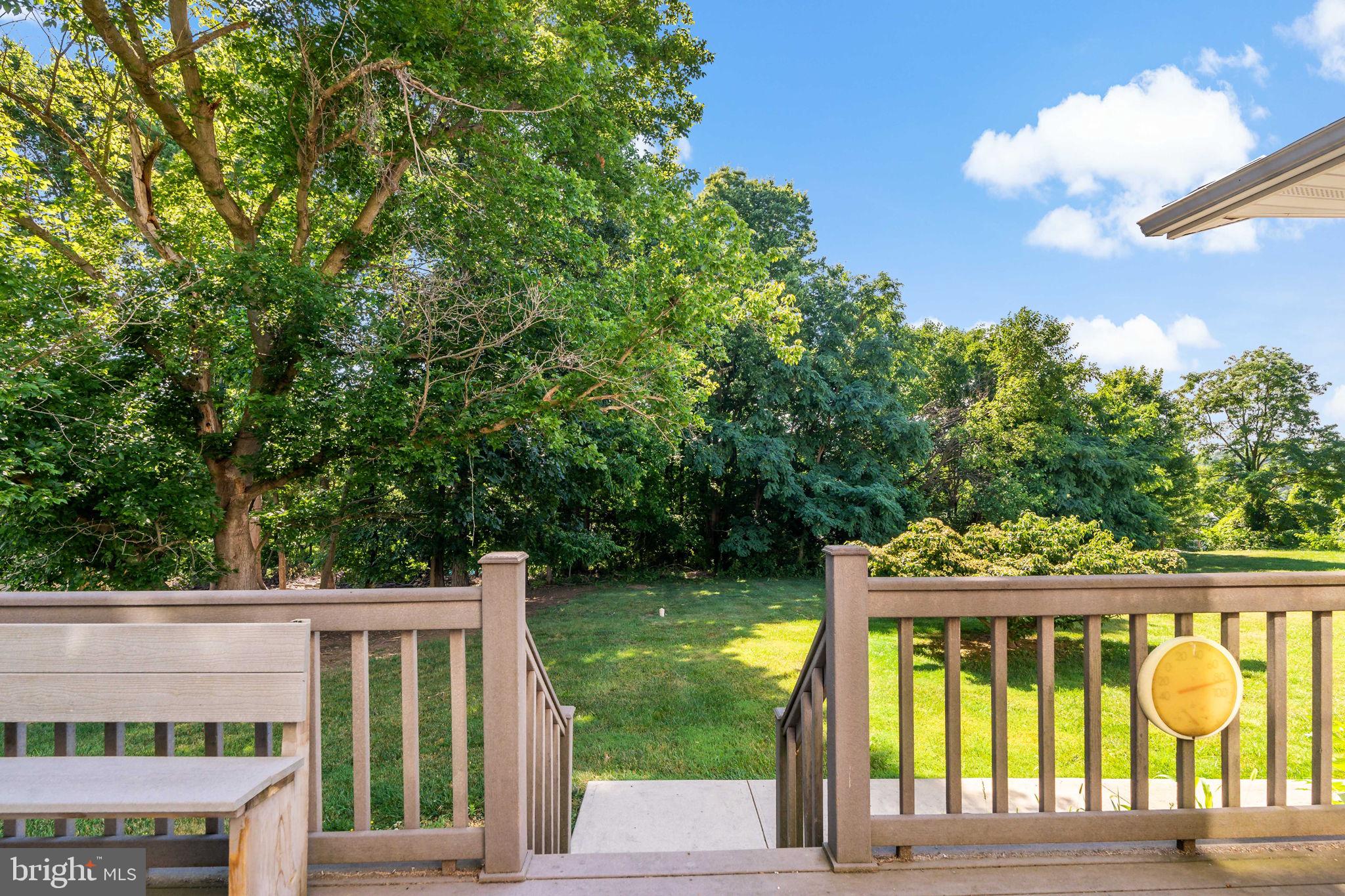 APPLE KNOLLS - Residential