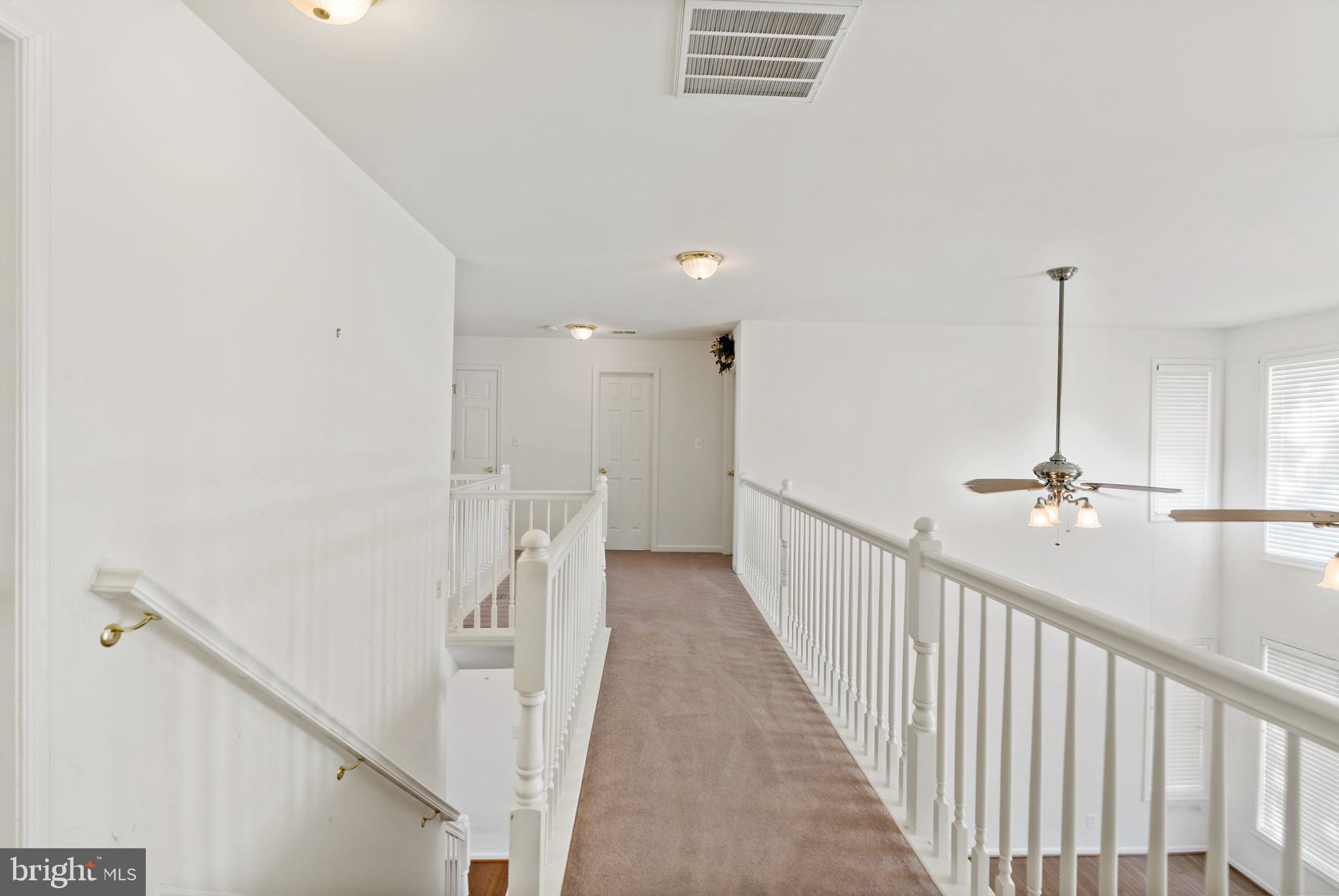 APPLE KNOLLS - Residential