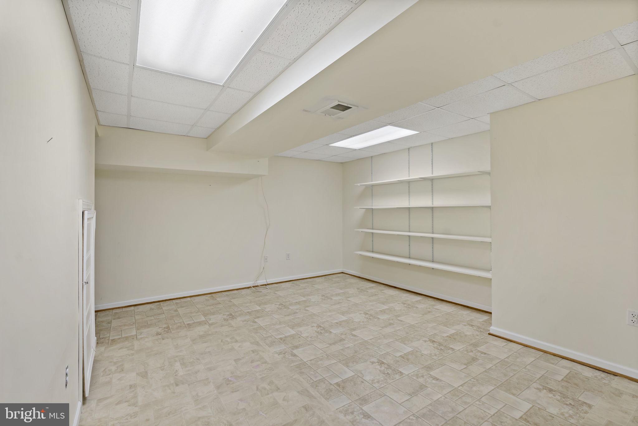 APPLE KNOLLS - Residential