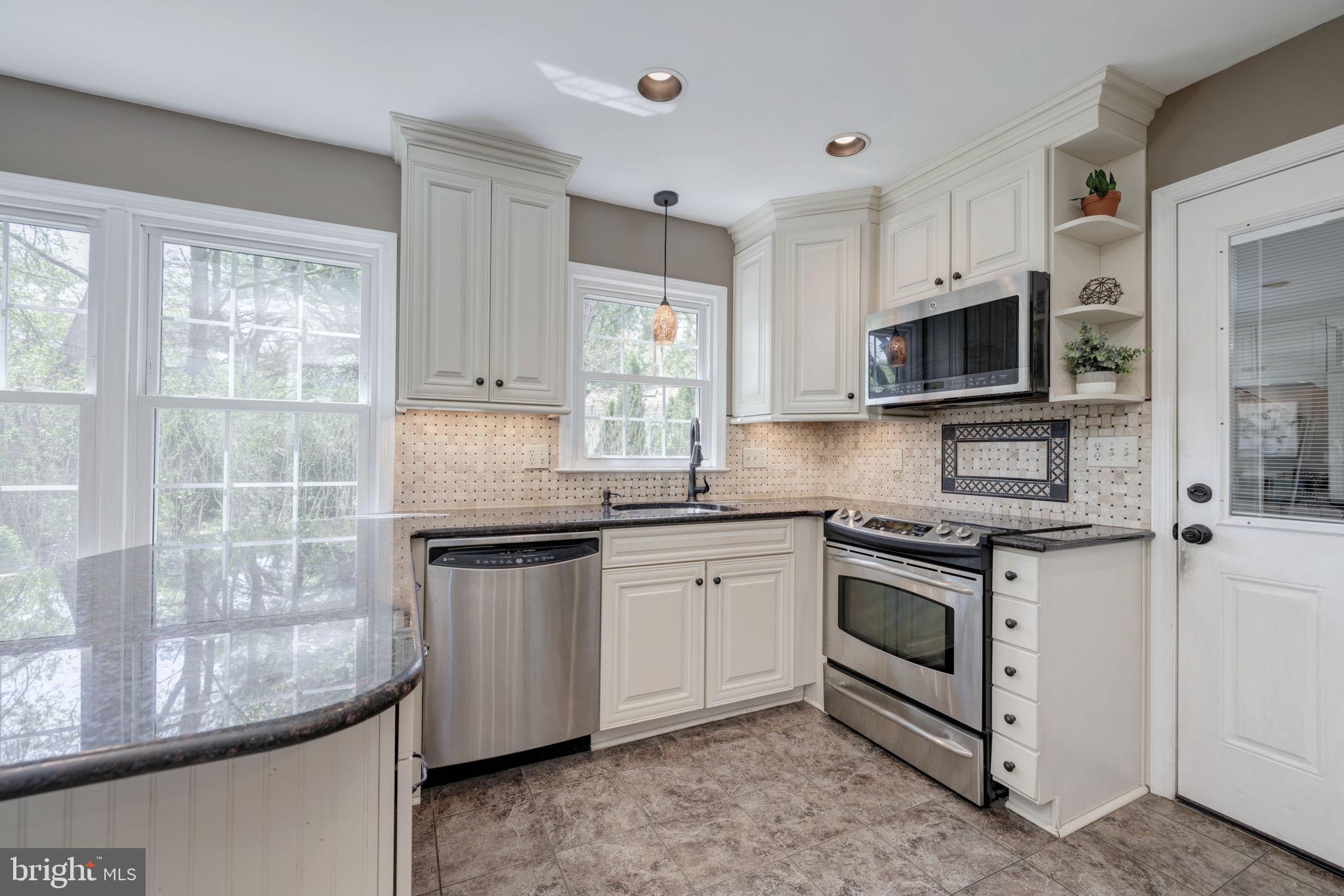 ROCKSHIRE - Residential