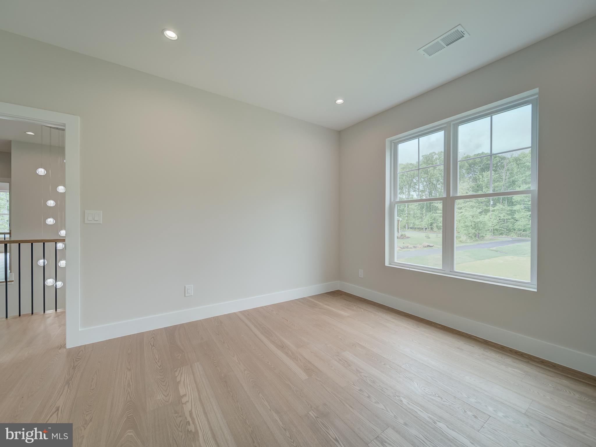 SHIRLEY GATE PARK - Residential