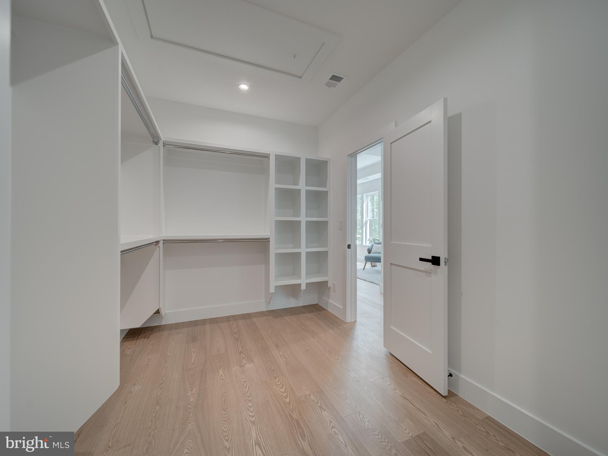 SHIRLEY GATE PARK - Residential