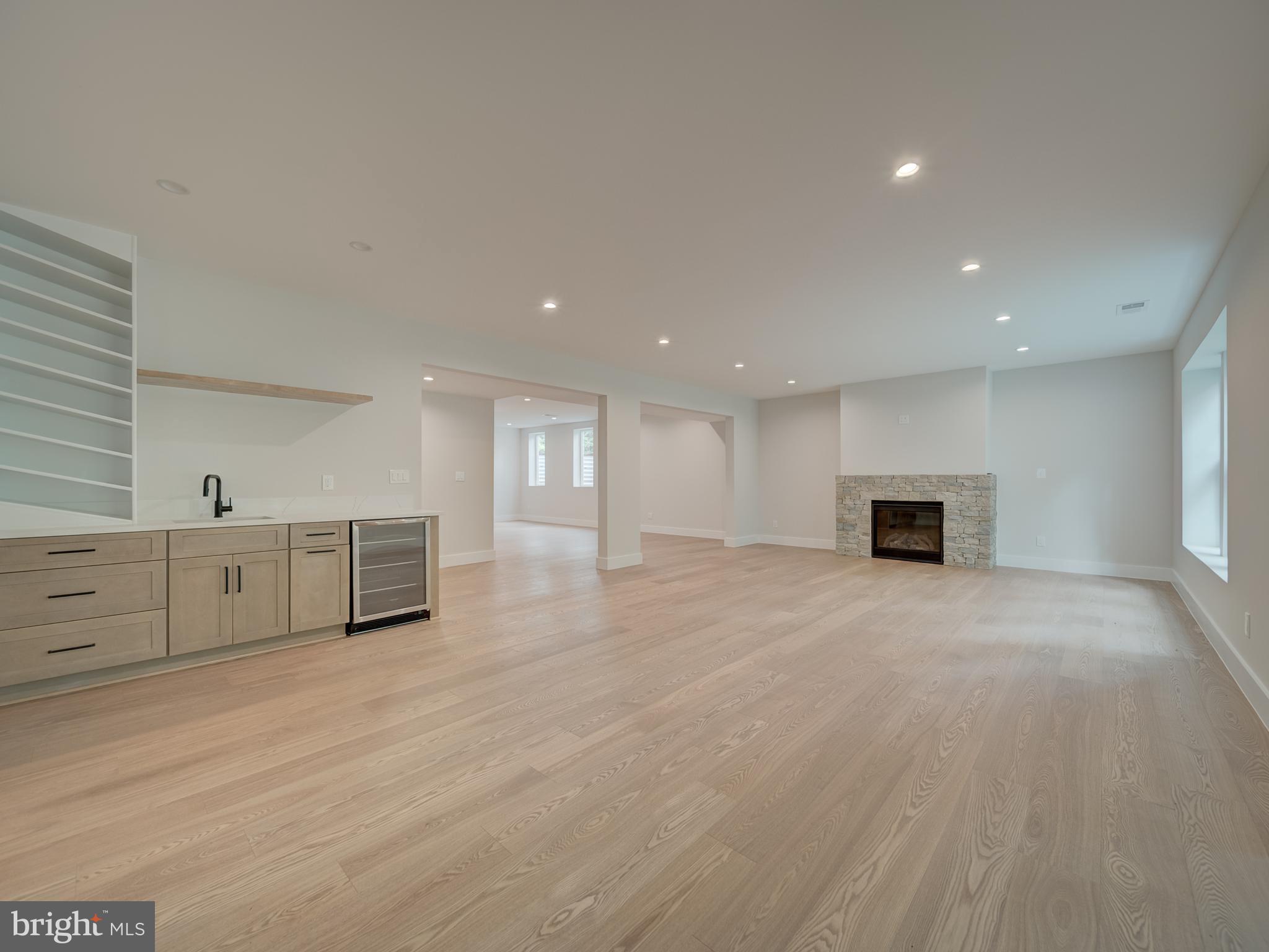 SHIRLEY GATE PARK - Residential