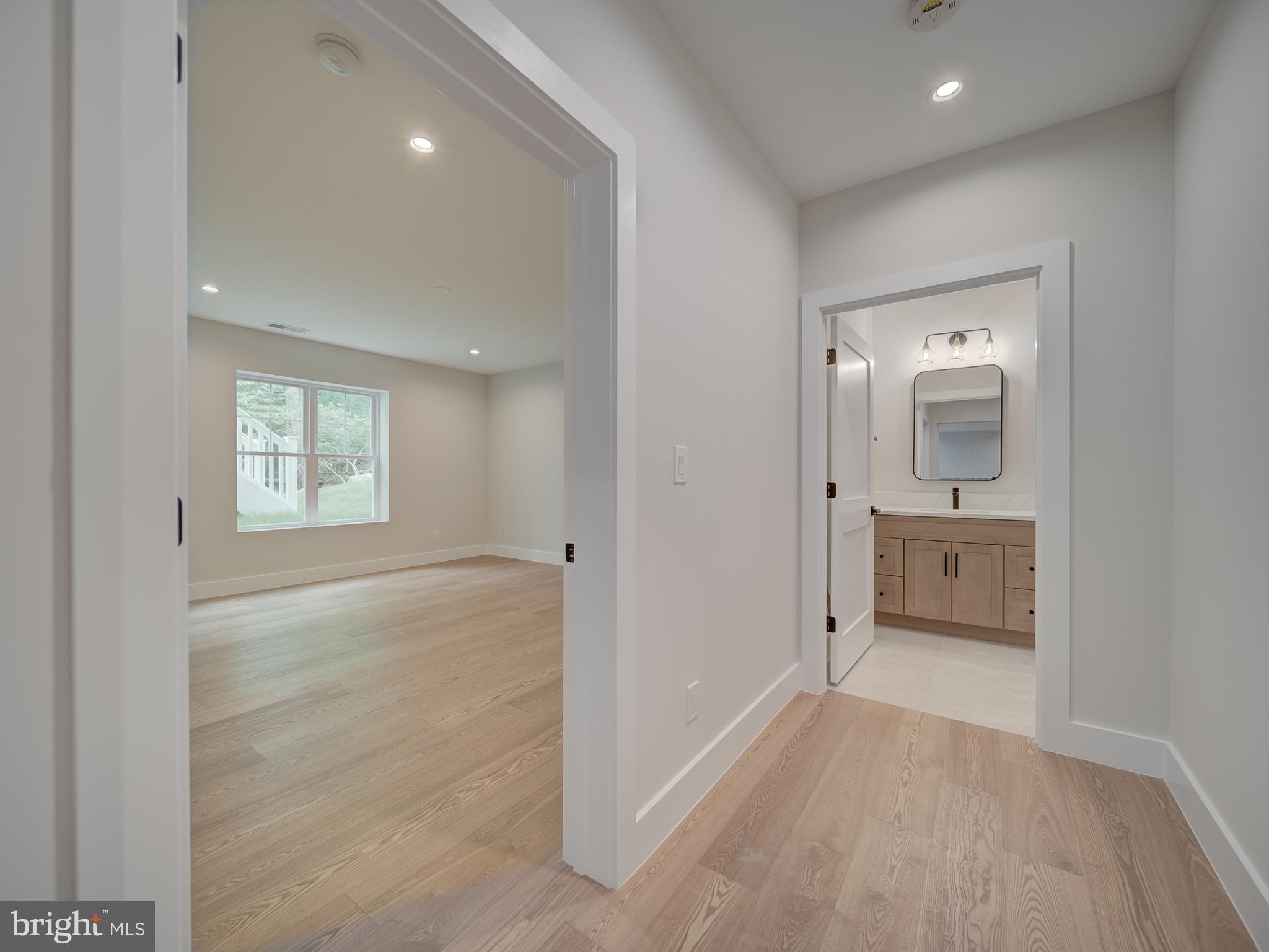 SHIRLEY GATE PARK - Residential